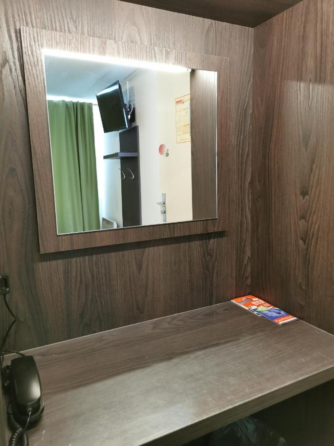 Fasthotel Paris Ouest Bouafle Extérieur photo