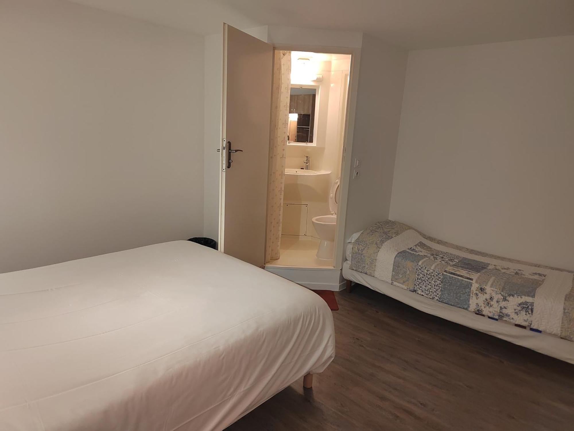 Fasthotel Paris Ouest Bouafle Extérieur photo