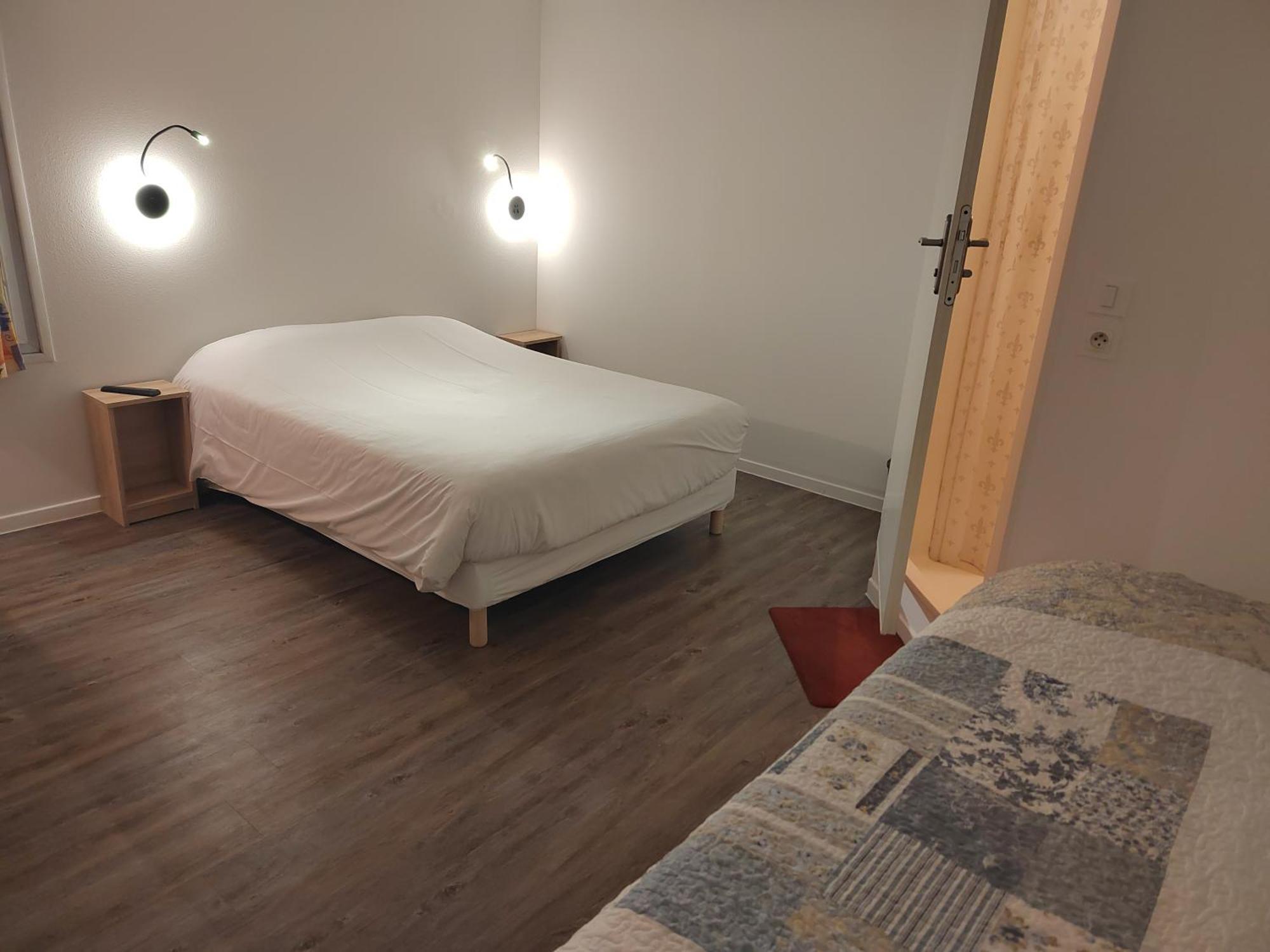 Fasthotel Paris Ouest Bouafle Extérieur photo