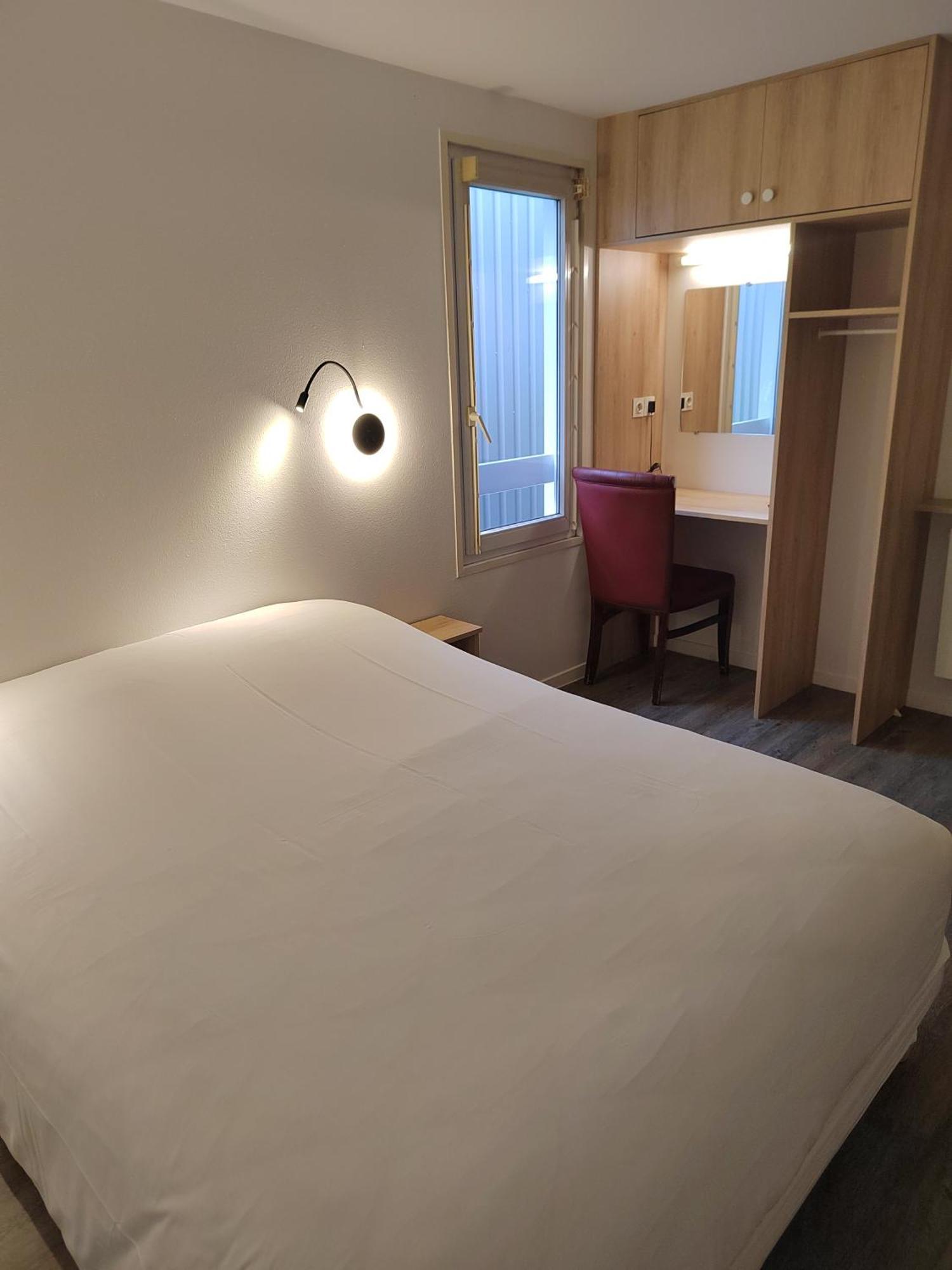 Fasthotel Paris Ouest Bouafle Extérieur photo